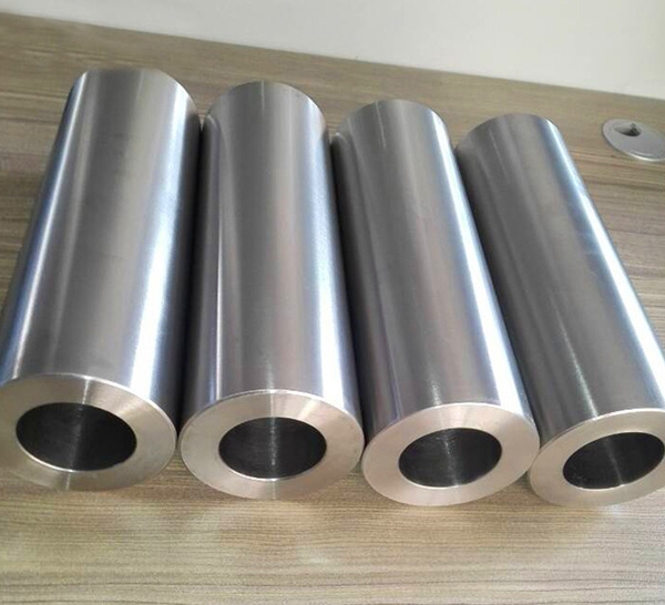 Titanium alloy extrusion tube